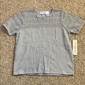 Alfred Dunner Short Sleeve Silver Sweater Size PS